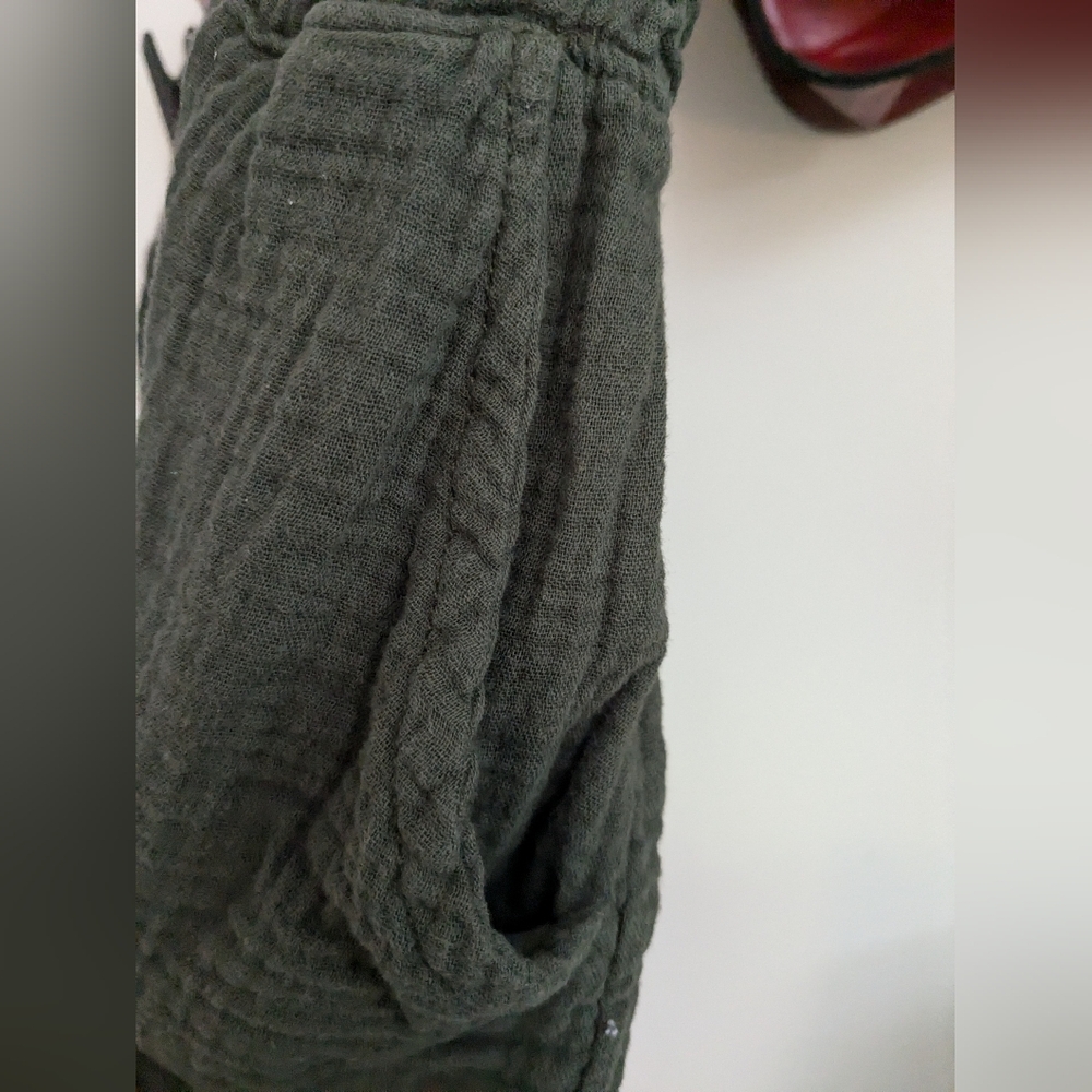 Shorts - Picture 4 of 6